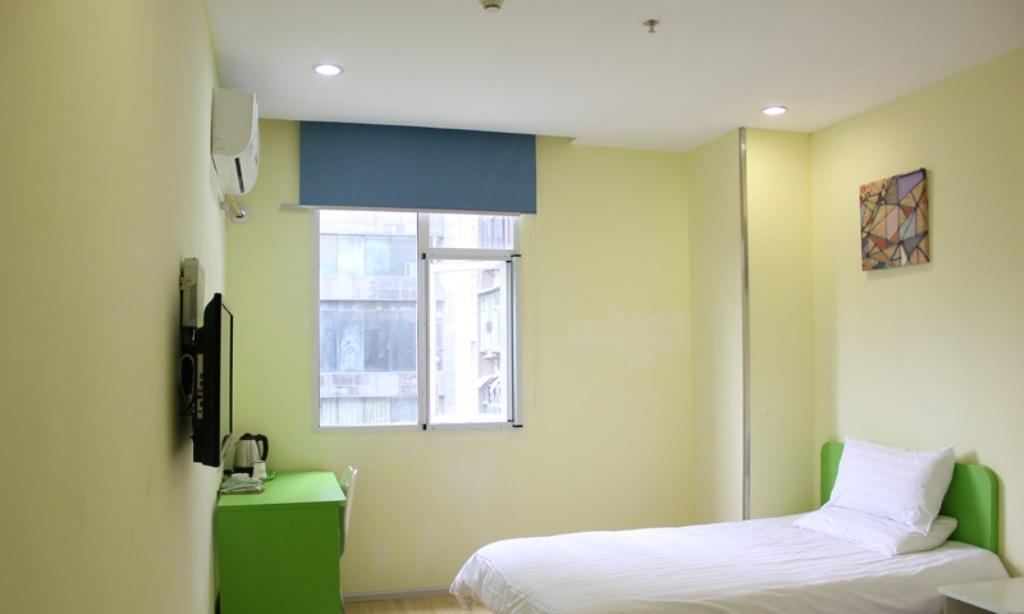 Hi Inn Shenyang Fengtian Street Rum bild